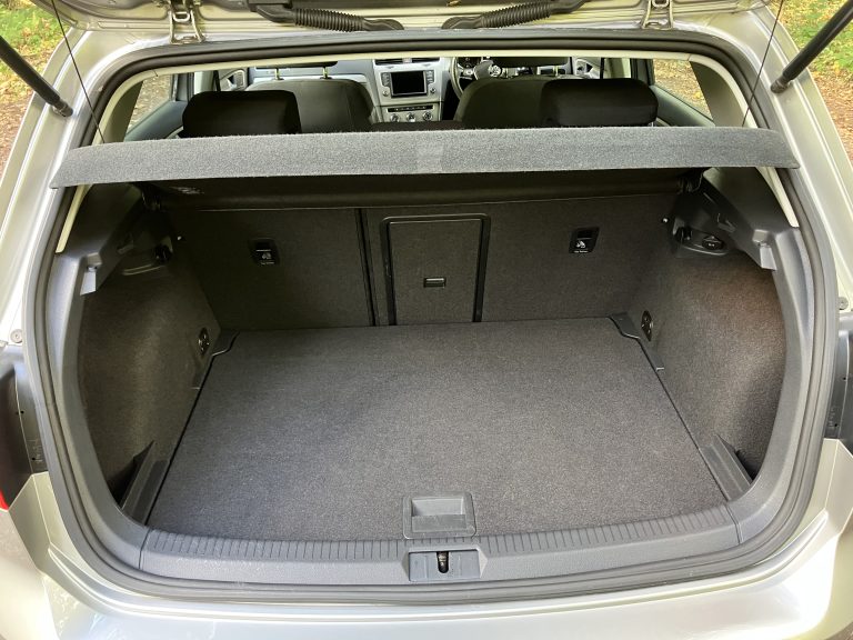 VW GOLF – 1.4 PETROL – AUTOMATIC – 1 OWNER – ONLY 18000 MILES – FULL SERVICE HISTORY – YEARS MOT – ULEZ FREE
